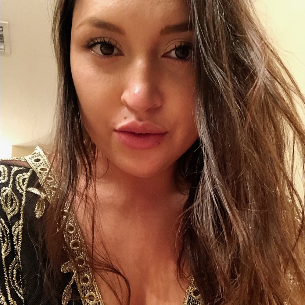 Meet your Posher, Melany